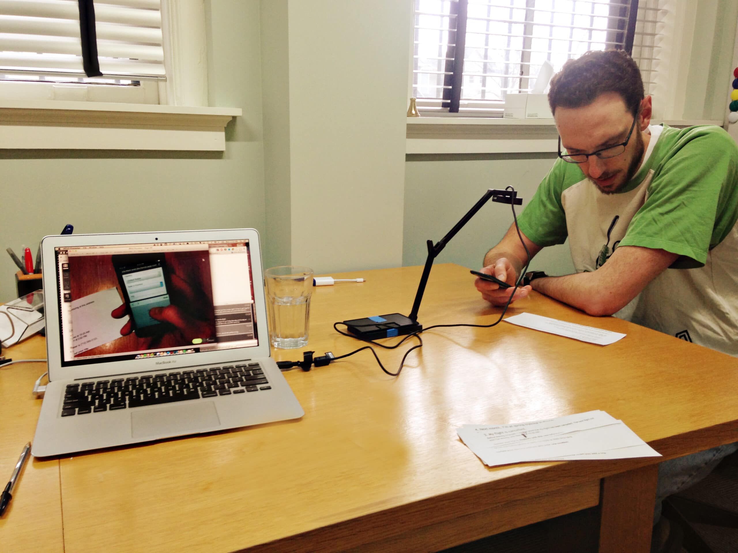 photo of what it looks like to use the Ziggi HD for usability testing